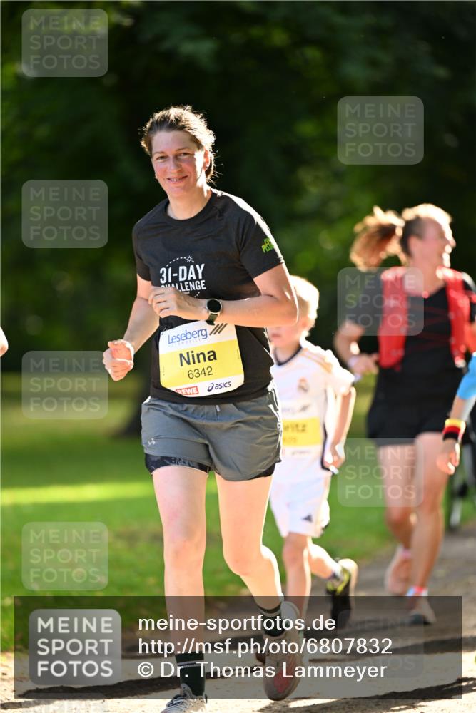 25.08.2024 - 20. Blankeneser Heldenlauf Dr. Thomas Lammeyer http://msf.ph/oto/6807832 25.08.2024 10:19:08 Laufen 177, 31, 6342 meine-sportfotos.de