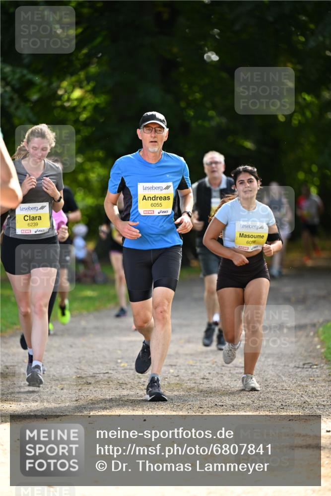 25.08.2024 - 20. Blankeneser Heldenlauf Dr. Thomas Lammeyer http://msf.ph/oto/6807841 25.08.2024 10:19:10 Laufen 6239, 6055, 6058 meine-sportfotos.de