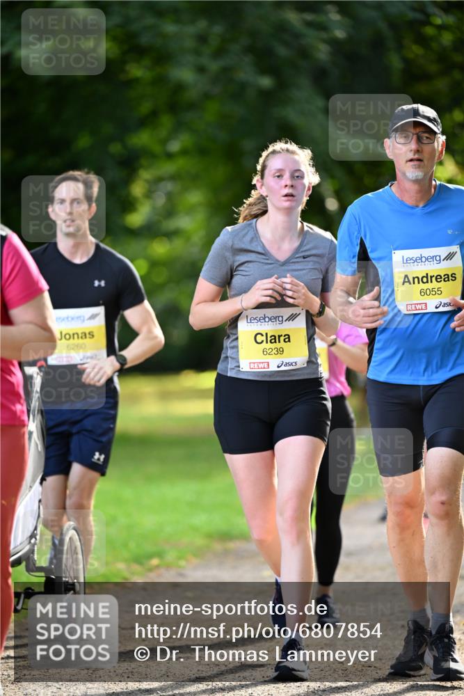 25.08.2024 - 20. Blankeneser Heldenlauf Dr. Thomas Lammeyer http://msf.ph/oto/6807854 25.08.2024 10:19:13 Laufen 6260, 6239, 6055 meine-sportfotos.de