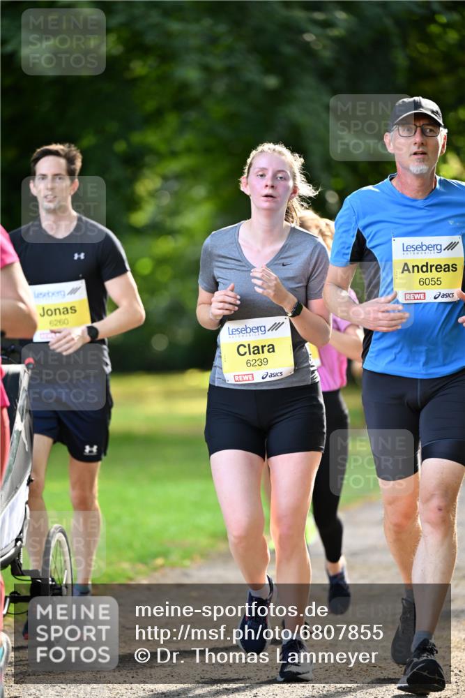 25.08.2024 - 20. Blankeneser Heldenlauf Dr. Thomas Lammeyer http://msf.ph/oto/6807855 25.08.2024 10:19:13 Laufen 6260, 6239, 6055 meine-sportfotos.de