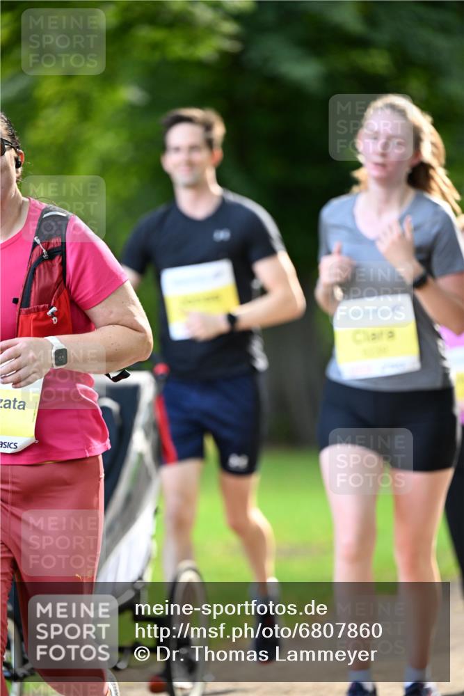 25.08.2024 - 20. Blankeneser Heldenlauf Dr. Thomas Lammeyer http://msf.ph/oto/6807860 25.08.2024 10:19:14 Laufen 259 meine-sportfotos.de