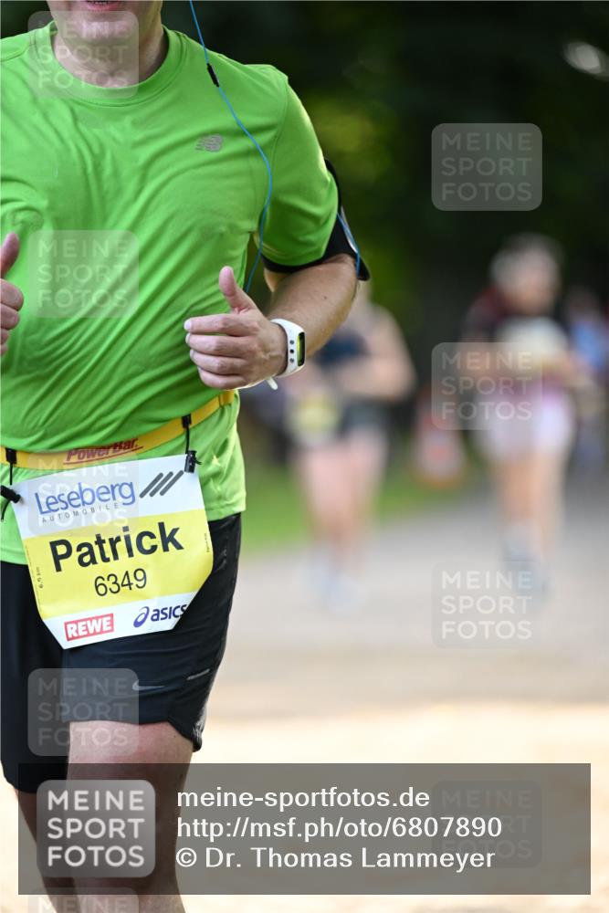 25.08.2024 - 20. Blankeneser Heldenlauf Dr. Thomas Lammeyer http://msf.ph/oto/6807890 25.08.2024 10:19:19 Laufen 6349 meine-sportfotos.de