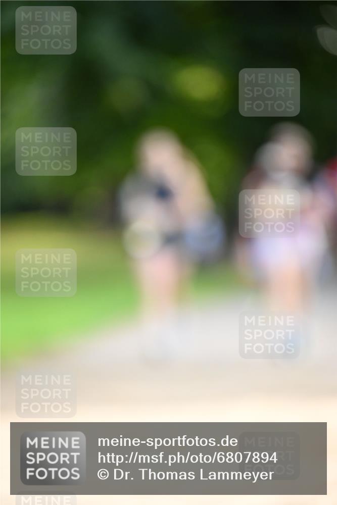25.08.2024 - 20. Blankeneser Heldenlauf Dr. Thomas Lammeyer http://msf.ph/oto/6807894 25.08.2024 10:19:20 Laufen  meine-sportfotos.de