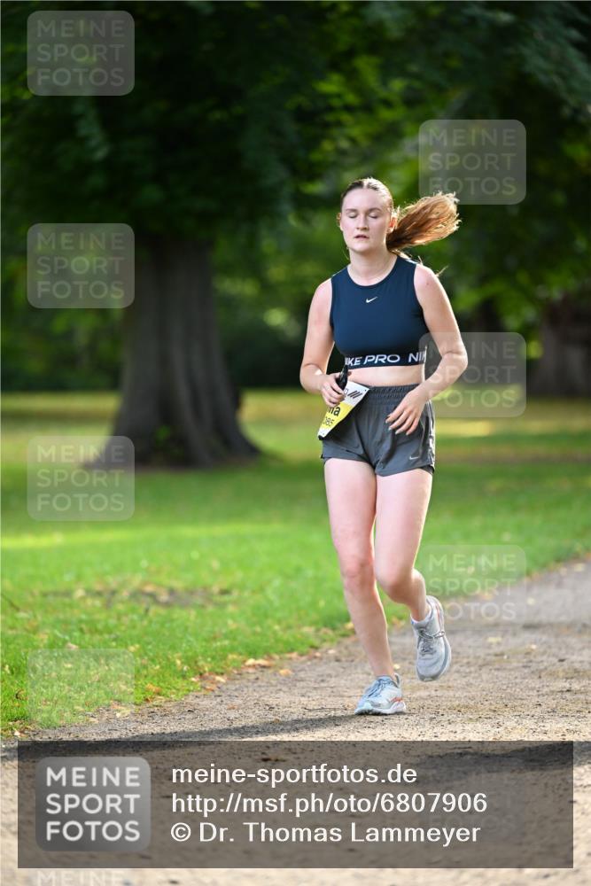 25.08.2024 - 20. Blankeneser Heldenlauf Dr. Thomas Lammeyer http://msf.ph/oto/6807906 25.08.2024 10:19:23 Laufen 085 meine-sportfotos.de