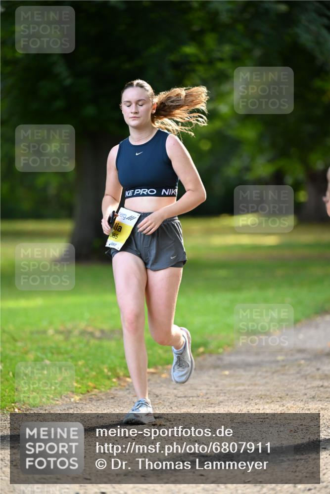 25.08.2024 - 20. Blankeneser Heldenlauf Dr. Thomas Lammeyer http://msf.ph/oto/6807911 25.08.2024 10:19:24 Laufen 085 meine-sportfotos.de