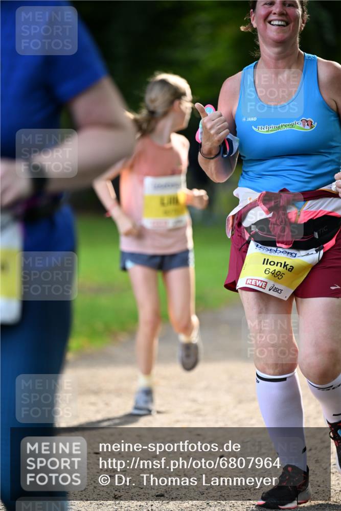 25.08.2024 - 20. Blankeneser Heldenlauf Dr. Thomas Lammeyer http://msf.ph/oto/6807964 25.08.2024 10:19:33 Laufen 6495 meine-sportfotos.de