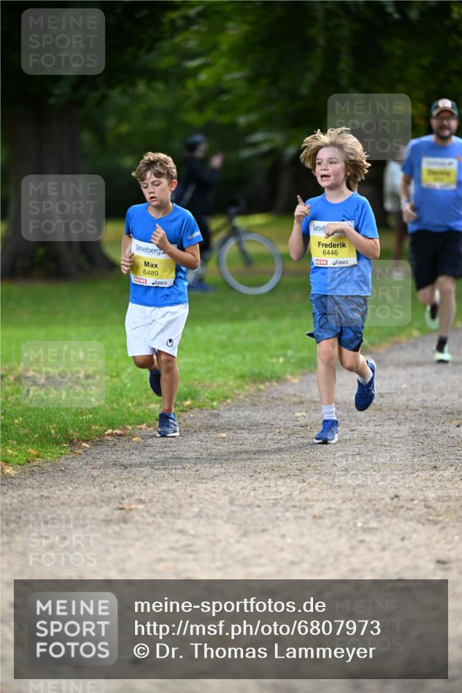 25.08.2024 - 20. Blankeneser Heldenlauf Dr. Thomas Lammeyer http://msf.ph/oto/6807973 25.08.2024 10:19:36 Laufen 6489, 6446 meine-sportfotos.de