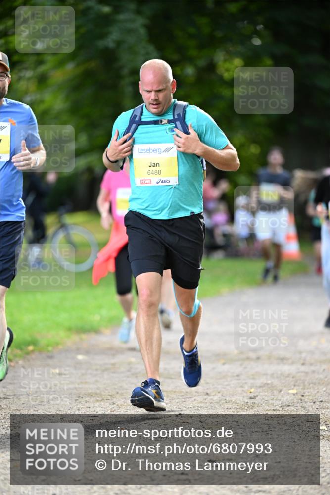 25.08.2024 - 20. Blankeneser Heldenlauf Dr. Thomas Lammeyer http://msf.ph/oto/6807993 25.08.2024 10:19:39 Laufen 5, 6488 meine-sportfotos.de