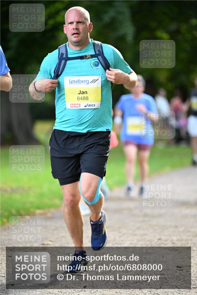 25.08.2024 - 20. Blankeneser Heldenlauf Dr. Thomas Lammeyer http://msf.ph/oto/6808000 25.08.2024 10:19:40 Laufen 6488 meine-sportfotos.de