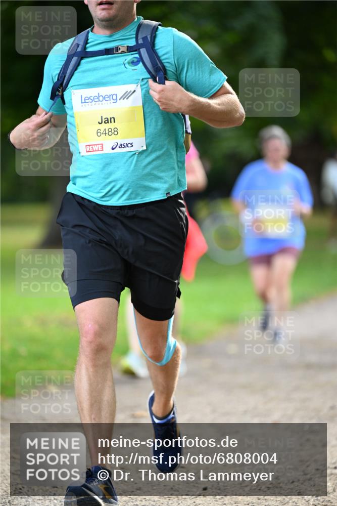 25.08.2024 - 20. Blankeneser Heldenlauf Dr. Thomas Lammeyer http://msf.ph/oto/6808004 25.08.2024 10:19:41 Laufen 6488 meine-sportfotos.de