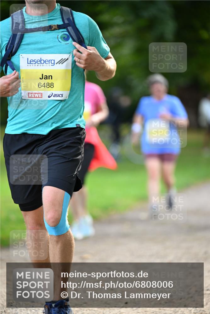 25.08.2024 - 20. Blankeneser Heldenlauf Dr. Thomas Lammeyer http://msf.ph/oto/6808006 25.08.2024 10:19:41 Laufen 6488 meine-sportfotos.de