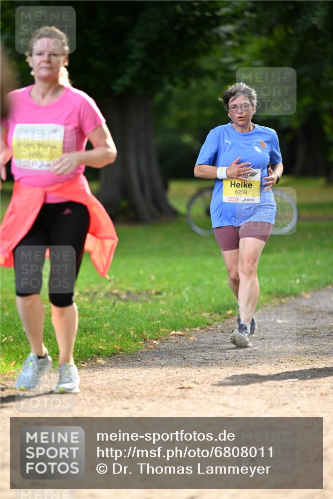 25.08.2024 - 20. Blankeneser Heldenlauf Dr. Thomas Lammeyer http://msf.ph/oto/6808011 25.08.2024 10:19:42 Laufen 6259 meine-sportfotos.de