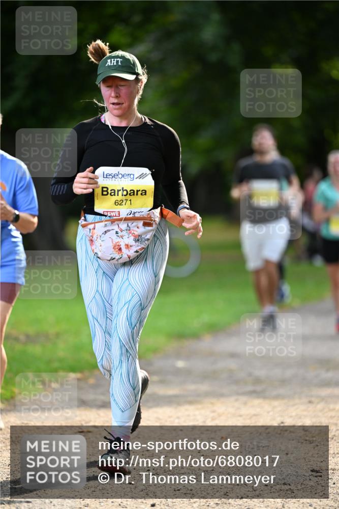 25.08.2024 - 20. Blankeneser Heldenlauf Dr. Thomas Lammeyer http://msf.ph/oto/6808017 25.08.2024 10:19:43 Laufen 6271 meine-sportfotos.de