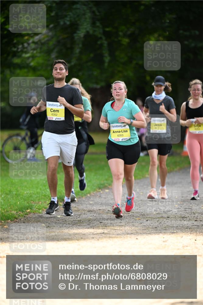 25.08.2024 - 20. Blankeneser Heldenlauf Dr. Thomas Lammeyer http://msf.ph/oto/6808029 25.08.2024 10:19:45 Laufen 6352, 6353, 8137 meine-sportfotos.de