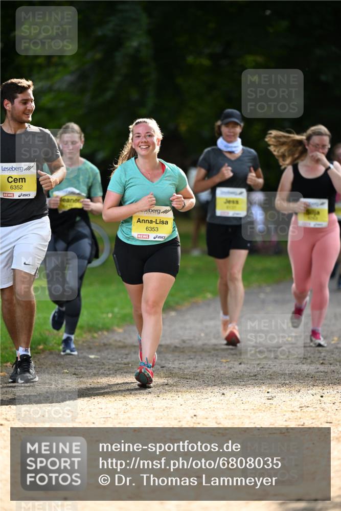 25.08.2024 - 20. Blankeneser Heldenlauf Dr. Thomas Lammeyer http://msf.ph/oto/6808035 25.08.2024 10:19:47 Laufen 6352, 6353 meine-sportfotos.de