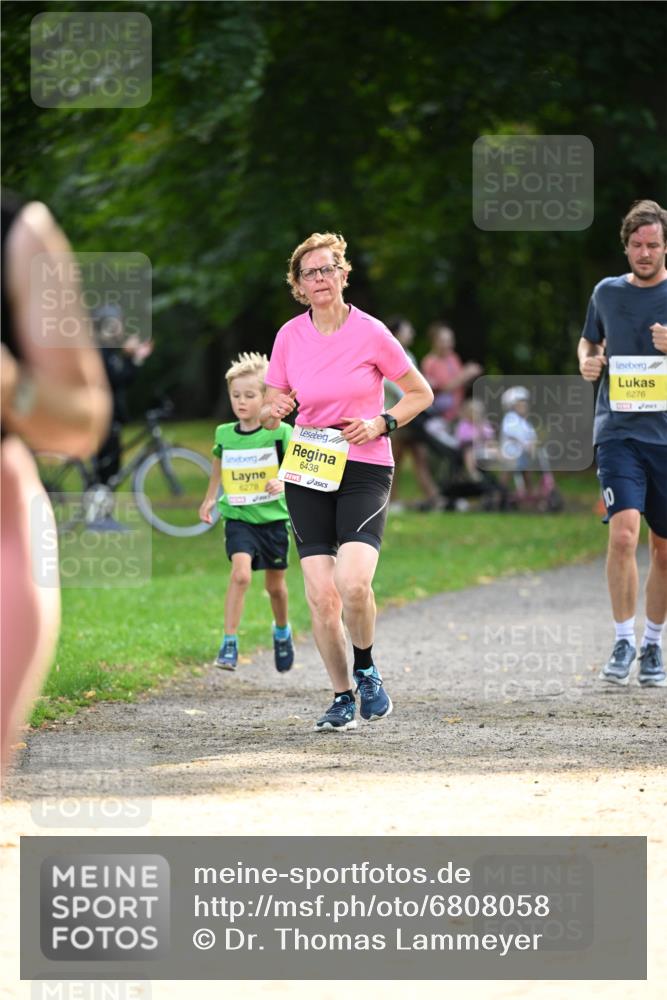 25.08.2024 - 20. Blankeneser Heldenlauf Dr. Thomas Lammeyer http://msf.ph/oto/6808058 25.08.2024 10:19:52 Laufen 6276, 6278, 6438, 10 meine-sportfotos.de