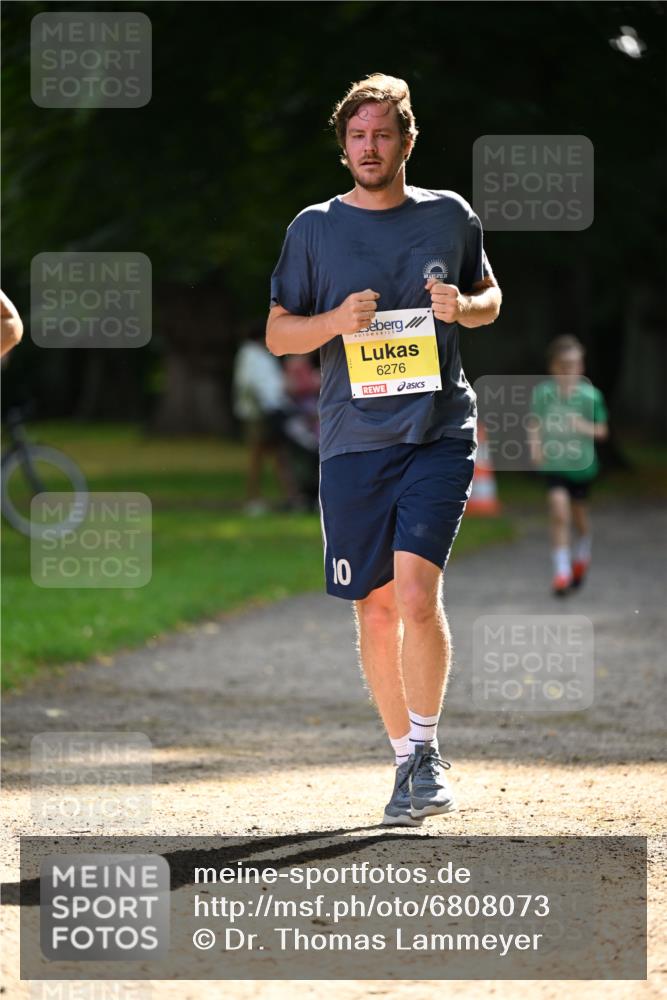 25.08.2024 - 20. Blankeneser Heldenlauf Dr. Thomas Lammeyer http://msf.ph/oto/6808073 25.08.2024 10:19:54 Laufen 10, 6276 meine-sportfotos.de