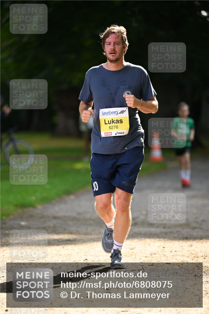25.08.2024 - 20. Blankeneser Heldenlauf Dr. Thomas Lammeyer http://msf.ph/oto/6808075 25.08.2024 10:19:55 Laufen 6276 meine-sportfotos.de