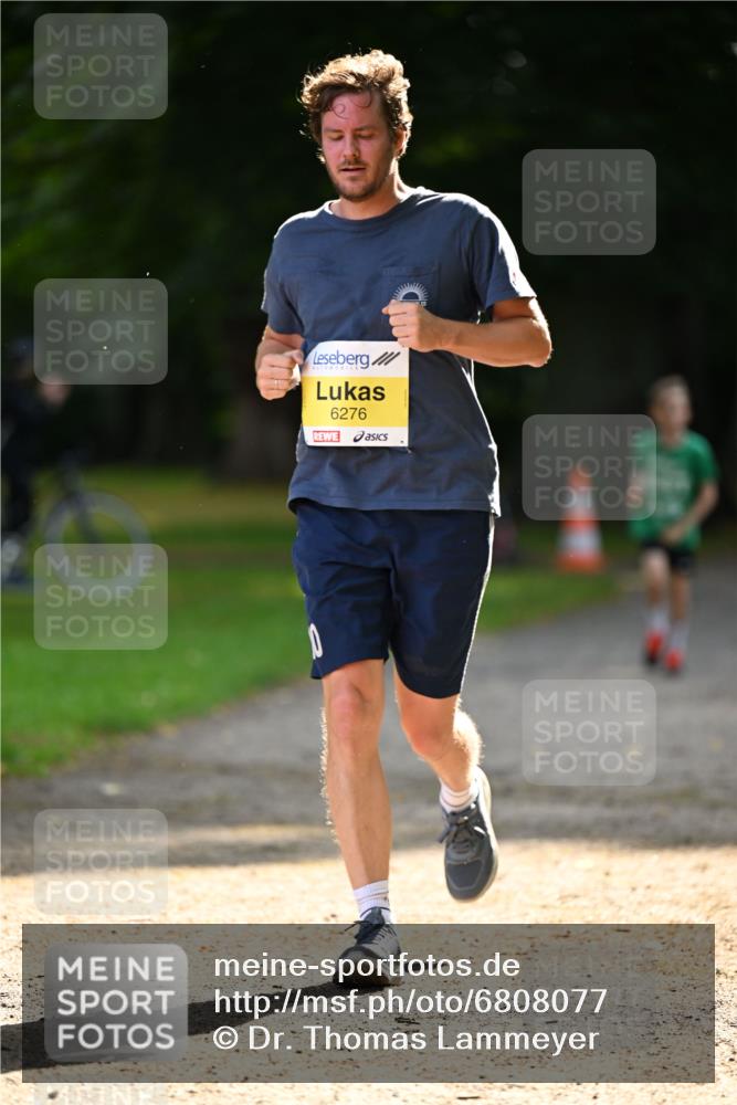 25.08.2024 - 20. Blankeneser Heldenlauf Dr. Thomas Lammeyer http://msf.ph/oto/6808077 25.08.2024 10:19:55 Laufen 6276 meine-sportfotos.de