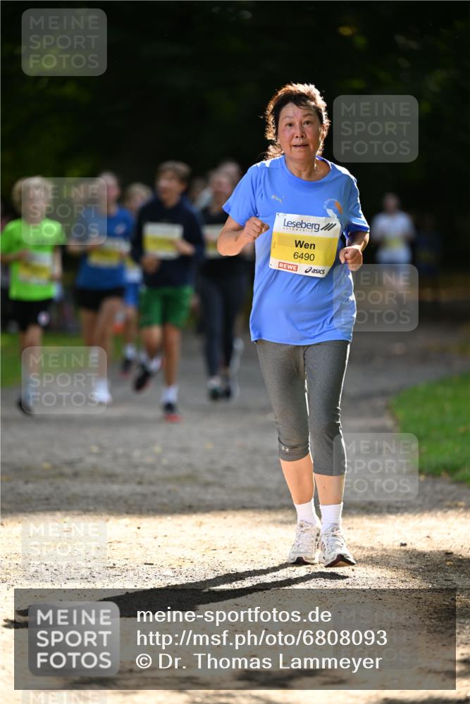 25.08.2024 - 20. Blankeneser Heldenlauf Dr. Thomas Lammeyer http://msf.ph/oto/6808093 25.08.2024 10:20:03 Laufen 6490 meine-sportfotos.de