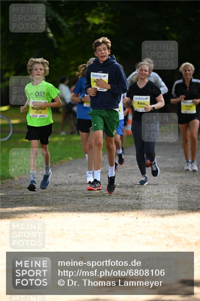 25.08.2024 - 20. Blankeneser Heldenlauf Dr. Thomas Lammeyer http://msf.ph/oto/6808106 25.08.2024 10:20:05 Laufen 2019, 6328, 6, 6400 meine-sportfotos.de