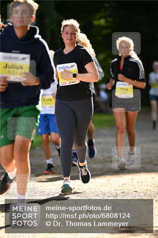 25.08.2024 - 20. Blankeneser Heldenlauf Dr. Thomas Lammeyer http://msf.ph/oto/6808124 25.08.2024 10:20:09 Laufen 6327, 4579 meine-sportfotos.de