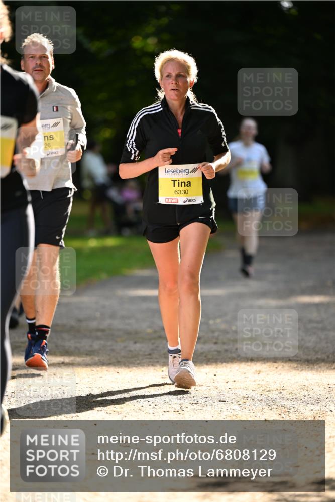 25.08.2024 - 20. Blankeneser Heldenlauf Dr. Thomas Lammeyer http://msf.ph/oto/6808129 25.08.2024 10:20:10 Laufen 26, 25, 6330 meine-sportfotos.de