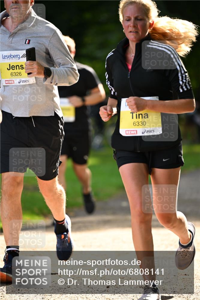 25.08.2024 - 20. Blankeneser Heldenlauf Dr. Thomas Lammeyer http://msf.ph/oto/6808141 25.08.2024 10:20:12 Laufen 6326, 6330 meine-sportfotos.de