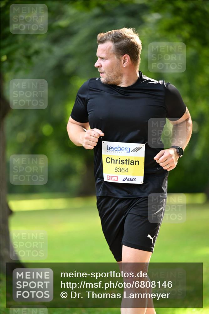 25.08.2024 - 20. Blankeneser Heldenlauf Dr. Thomas Lammeyer http://msf.ph/oto/6808146 25.08.2024 10:20:14 Laufen 6364 meine-sportfotos.de