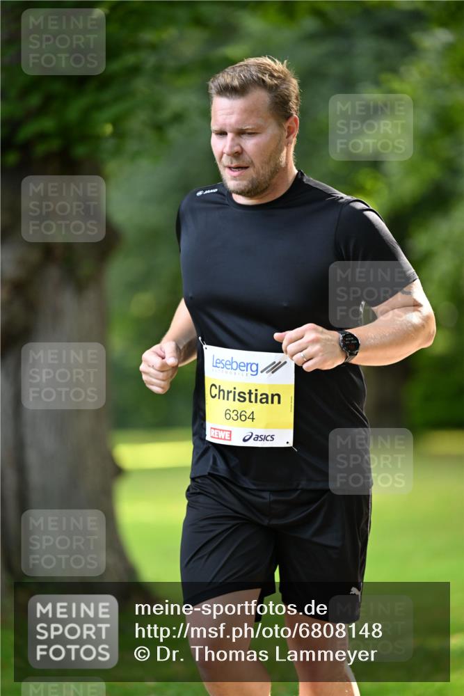 25.08.2024 - 20. Blankeneser Heldenlauf Dr. Thomas Lammeyer http://msf.ph/oto/6808148 25.08.2024 10:20:15 Laufen 6364 meine-sportfotos.de