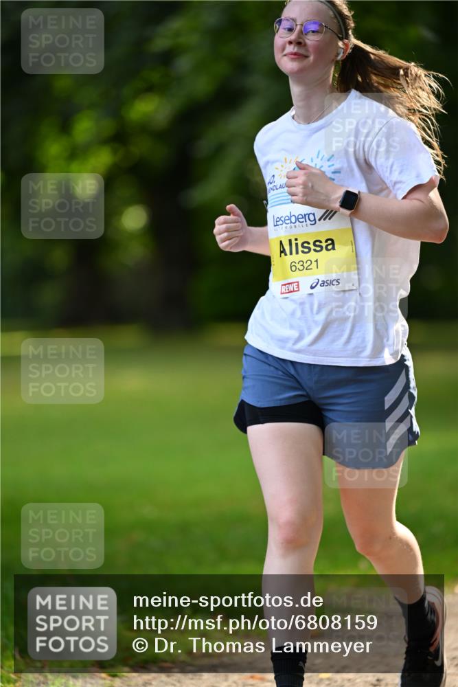 25.08.2024 - 20. Blankeneser Heldenlauf Dr. Thomas Lammeyer http://msf.ph/oto/6808159 25.08.2024 10:20:18 Laufen 10, 6321 meine-sportfotos.de