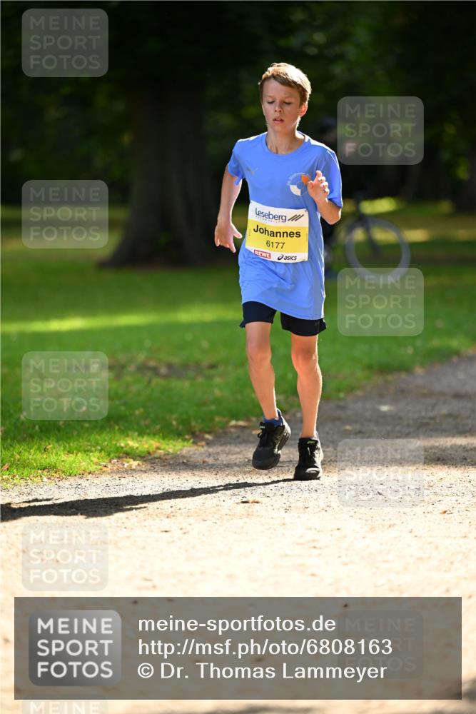 25.08.2024 - 20. Blankeneser Heldenlauf Dr. Thomas Lammeyer http://msf.ph/oto/6808163 25.08.2024 10:20:23 Laufen 6177 meine-sportfotos.de