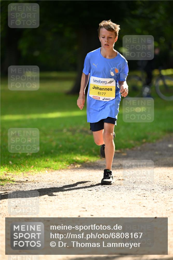 25.08.2024 - 20. Blankeneser Heldenlauf Dr. Thomas Lammeyer http://msf.ph/oto/6808167 25.08.2024 10:20:23 Laufen 6177 meine-sportfotos.de
