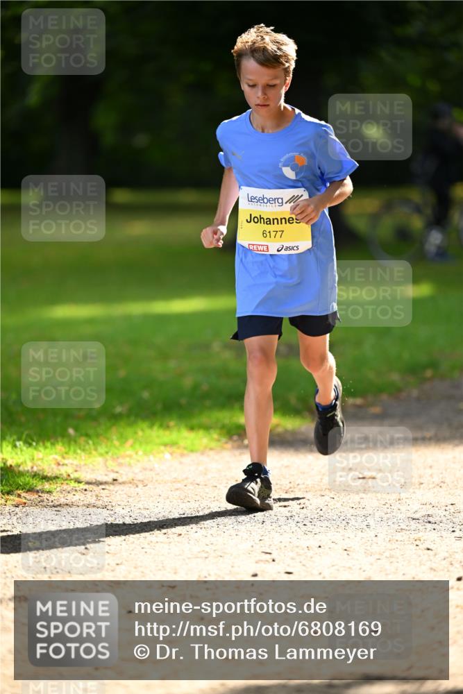 25.08.2024 - 20. Blankeneser Heldenlauf Dr. Thomas Lammeyer http://msf.ph/oto/6808169 25.08.2024 10:20:24 Laufen 6177 meine-sportfotos.de