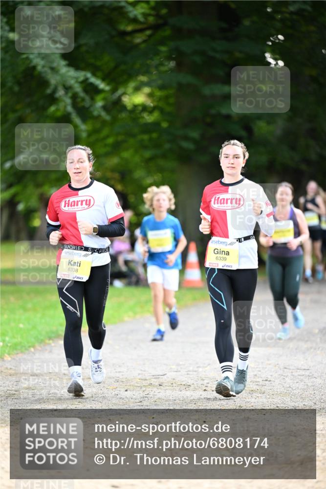 25.08.2024 - 20. Blankeneser Heldenlauf Dr. Thomas Lammeyer http://msf.ph/oto/6808174 25.08.2024 10:20:30 Laufen 1688, 6338, 6339 meine-sportfotos.de