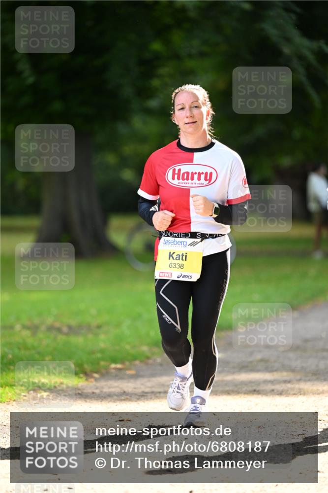 25.08.2024 - 20. Blankeneser Heldenlauf Dr. Thomas Lammeyer http://msf.ph/oto/6808187 25.08.2024 10:20:32 Laufen 1688, 6338, 2 meine-sportfotos.de