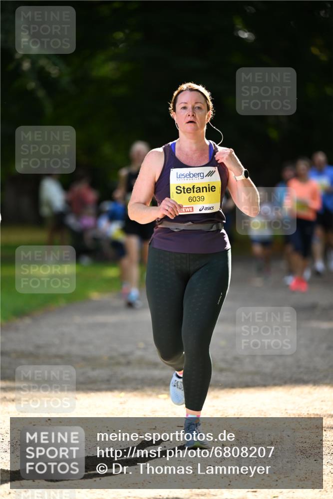 25.08.2024 - 20. Blankeneser Heldenlauf Dr. Thomas Lammeyer http://msf.ph/oto/6808207 25.08.2024 10:20:36 Laufen 6039 meine-sportfotos.de