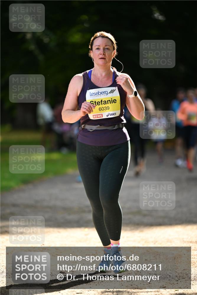 25.08.2024 - 20. Blankeneser Heldenlauf Dr. Thomas Lammeyer http://msf.ph/oto/6808211 25.08.2024 10:20:37 Laufen 6039 meine-sportfotos.de