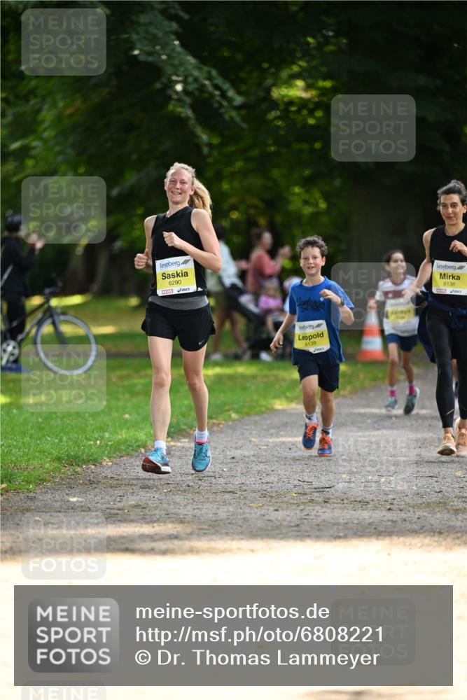 25.08.2024 - 20. Blankeneser Heldenlauf Dr. Thomas Lammeyer http://msf.ph/oto/6808221 25.08.2024 10:20:39 Laufen 6290, 6139, 6138 meine-sportfotos.de