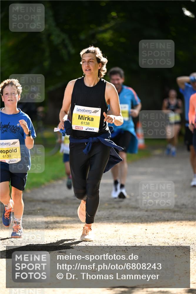 25.08.2024 - 20. Blankeneser Heldenlauf Dr. Thomas Lammeyer http://msf.ph/oto/6808243 25.08.2024 10:20:43 Laufen 6139, 6138 meine-sportfotos.de