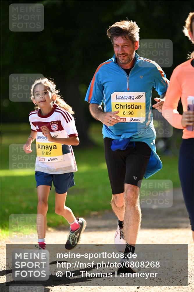 25.08.2024 - 20. Blankeneser Heldenlauf Dr. Thomas Lammeyer http://msf.ph/oto/6808268 25.08.2024 10:20:47 Laufen 6189, 6190 meine-sportfotos.de