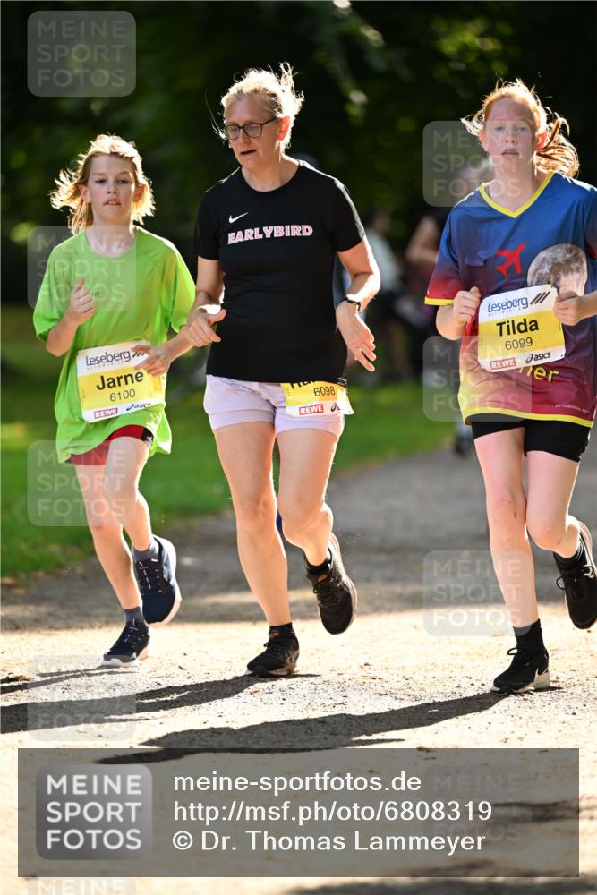 25.08.2024 - 20. Blankeneser Heldenlauf Dr. Thomas Lammeyer http://msf.ph/oto/6808319 25.08.2024 10:21:00 Laufen 6100, 6098, 6099 meine-sportfotos.de