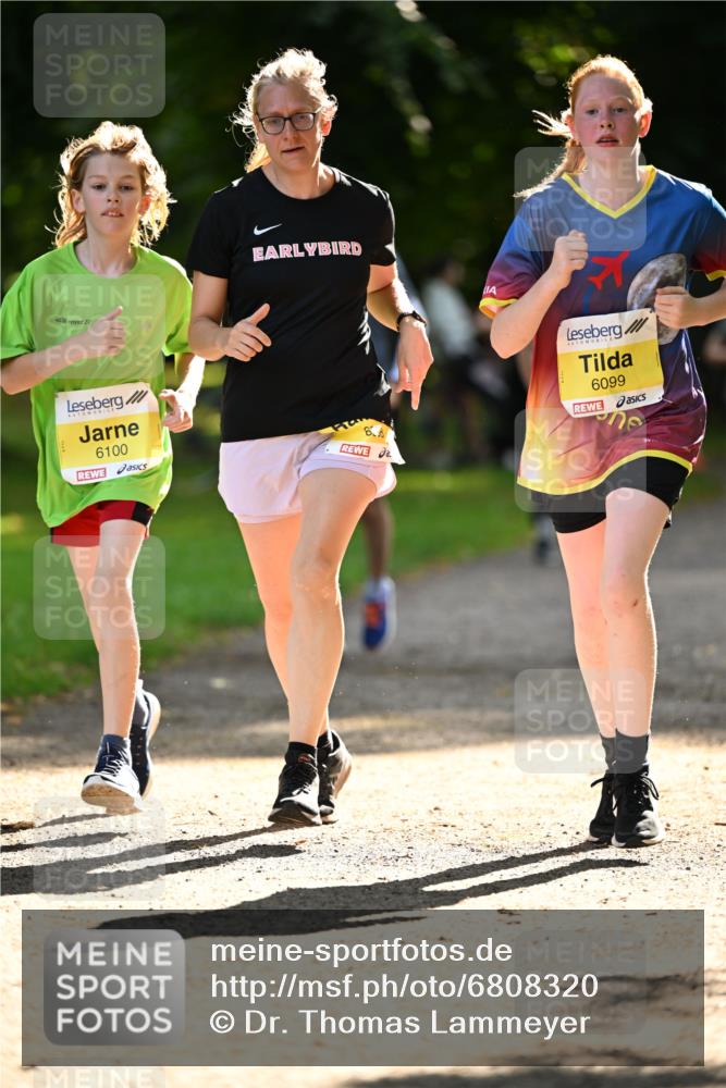 25.08.2024 - 20. Blankeneser Heldenlauf Dr. Thomas Lammeyer http://msf.ph/oto/6808320 25.08.2024 10:21:00 Laufen 6100, 6, 6099 meine-sportfotos.de