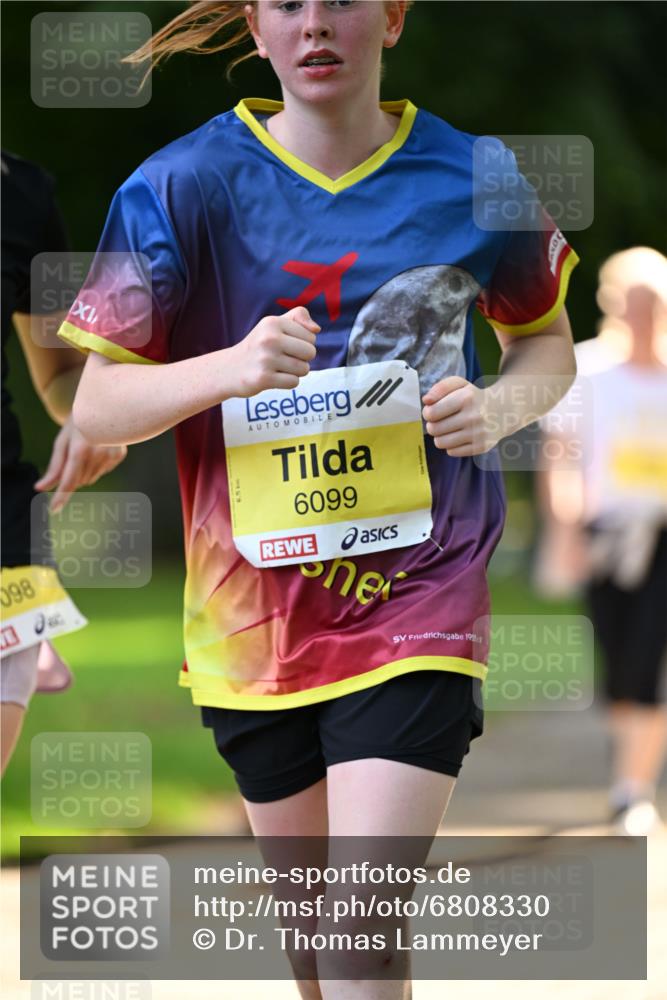 25.08.2024 - 20. Blankeneser Heldenlauf Dr. Thomas Lammeyer http://msf.ph/oto/6808330 25.08.2024 10:21:02 Laufen 098, 6, 5, 6099, 1955 meine-sportfotos.de