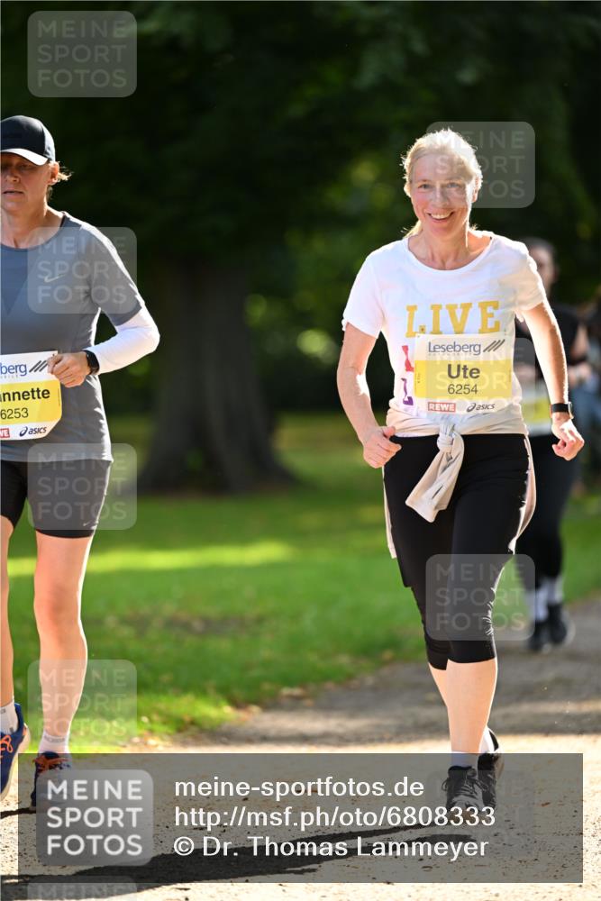 25.08.2024 - 20. Blankeneser Heldenlauf Dr. Thomas Lammeyer http://msf.ph/oto/6808333 25.08.2024 10:21:04 Laufen 6253, 6254 meine-sportfotos.de