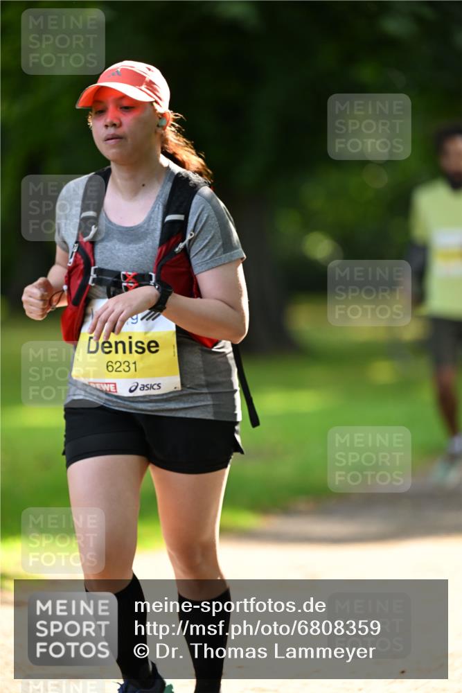 25.08.2024 - 20. Blankeneser Heldenlauf Dr. Thomas Lammeyer http://msf.ph/oto/6808359 25.08.2024 10:21:10 Laufen 6231 meine-sportfotos.de
