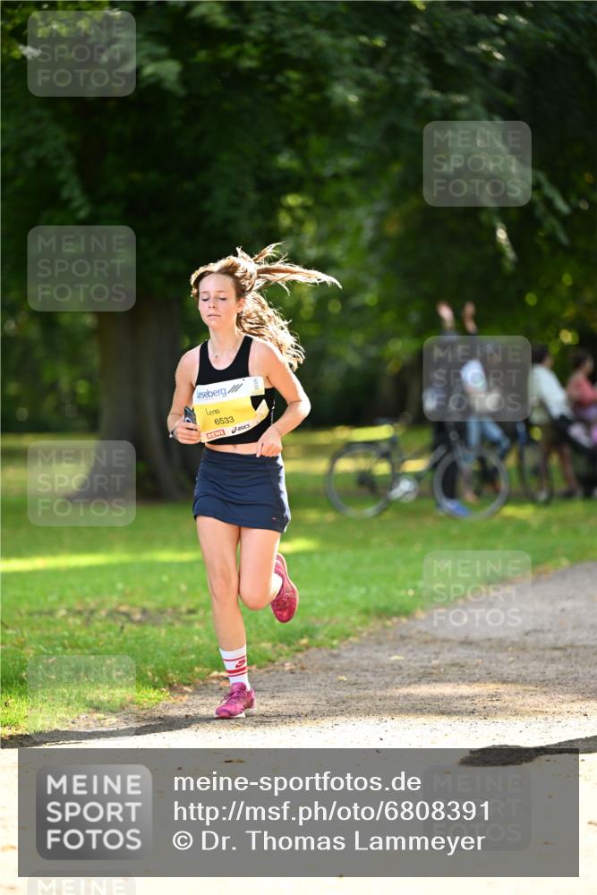 25.08.2024 - 20. Blankeneser Heldenlauf Dr. Thomas Lammeyer http://msf.ph/oto/6808391 25.08.2024 10:21:18 Laufen 6533 meine-sportfotos.de