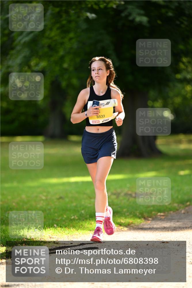 25.08.2024 - 20. Blankeneser Heldenlauf Dr. Thomas Lammeyer http://msf.ph/oto/6808398 25.08.2024 10:21:18 Laufen 6533 meine-sportfotos.de