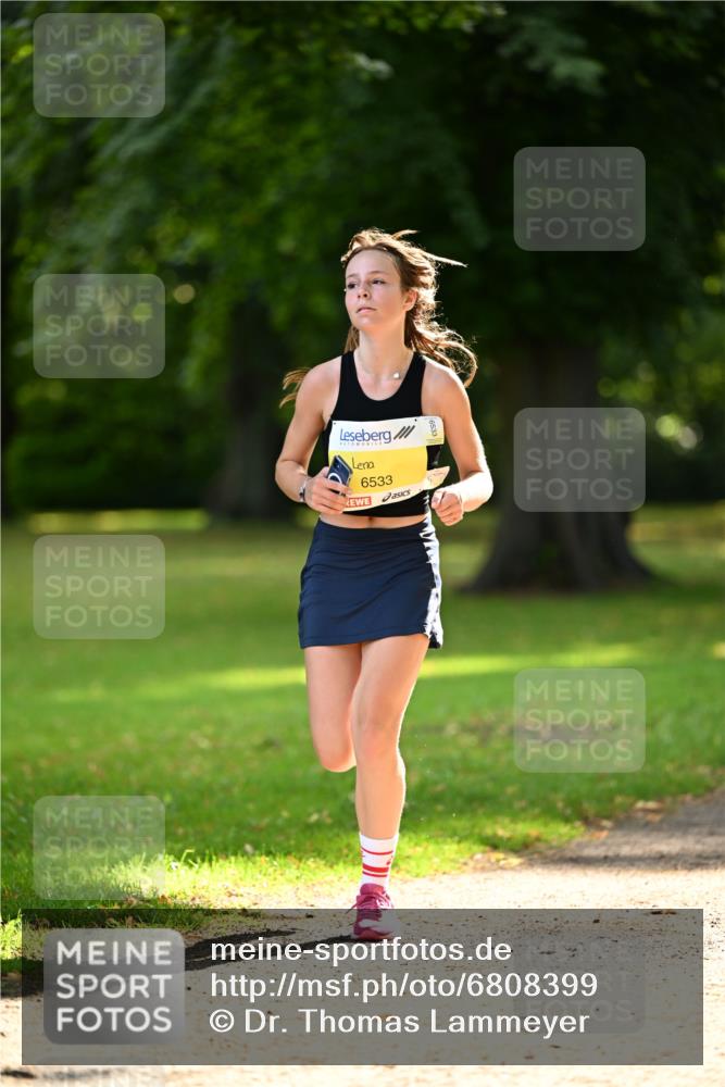 25.08.2024 - 20. Blankeneser Heldenlauf Dr. Thomas Lammeyer http://msf.ph/oto/6808399 25.08.2024 10:21:19 Laufen 6533 meine-sportfotos.de