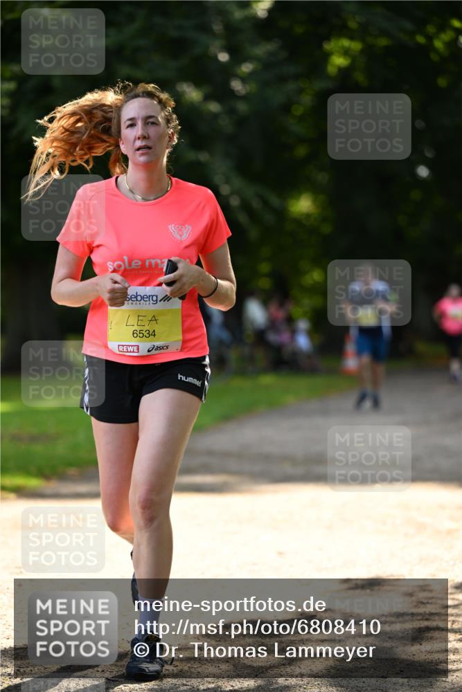 25.08.2024 - 20. Blankeneser Heldenlauf Dr. Thomas Lammeyer http://msf.ph/oto/6808410 25.08.2024 10:21:21 Laufen 6534 meine-sportfotos.de